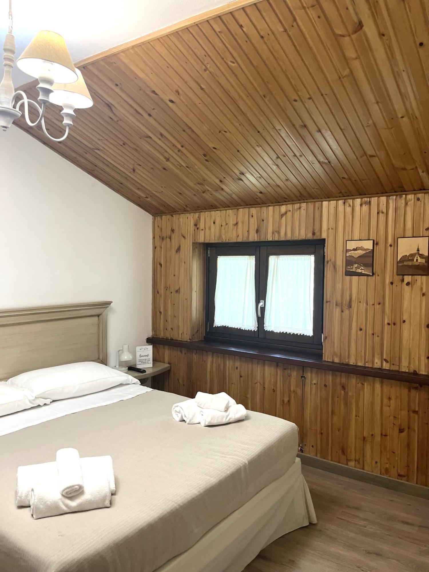 Hotel Campo Stella Leonessa Eksteriør bilde